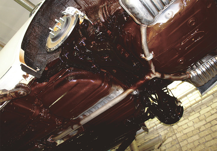 Исследование бороскопом скрытых полостей выявило очаги коррозии. Автомобиль
Mitsubishi ASX 2011 г.в., пробег 140 тыс. км