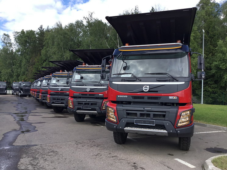 ​Очередные 10 самосвалов Volvo FMX для перевозки вскрышных пород на месторождениях «Угольной компании Бурятии»