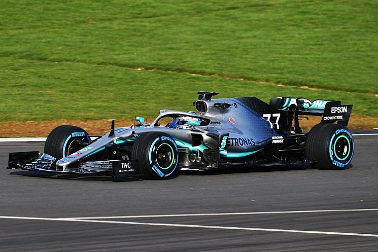 Новый цвет для Axalta и Mercedes-AMG Petronas Motorsport