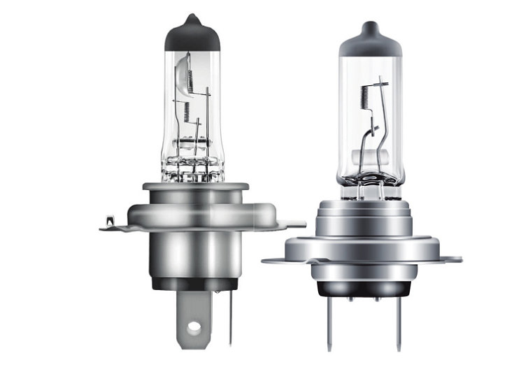 Стандартные лампы H4 и H7. Разные цоколи и расположение нити накала у каждой лампы делают невозможным взаимозаменяемость ламп в одной фаре для строго определенного типа лампы
