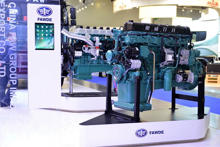 ​FAW представляет в России новые двигатели
