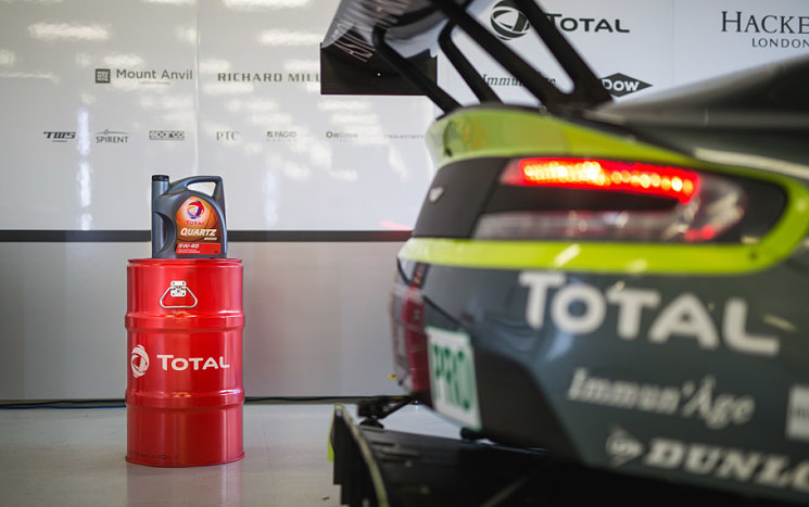 Компания TOTAL и Aston Martin подписали соглашение о глобальном партнерстве