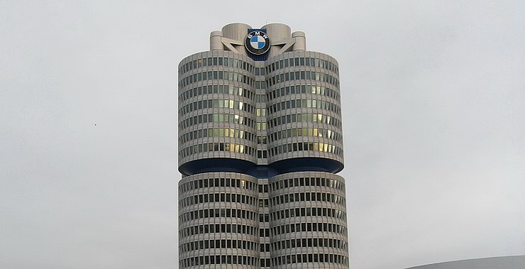 Быть в Мюнхене и не заглянуть в музей BMW? 